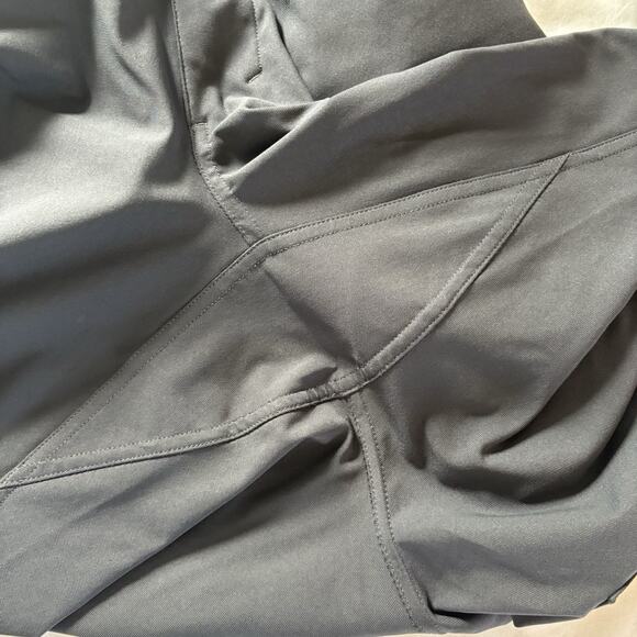 Lululemon ABC Pants Men’s Tag 33 Warpstreme Relaxed Gray Stretch Measure 35x27 - Picture 10 of 12
